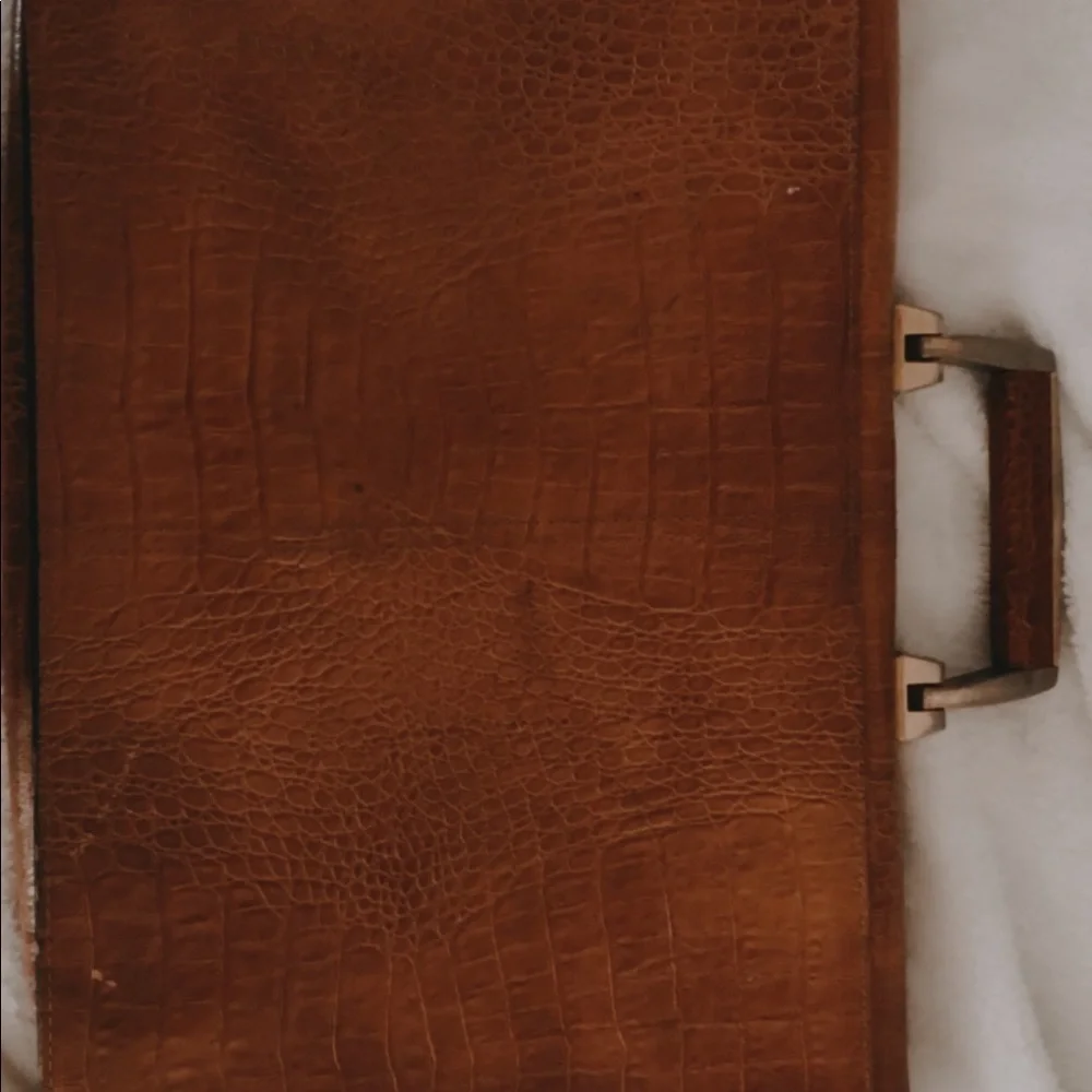 Briefcase Vintage - Looks like Croc!​ - Picture 7 of 13